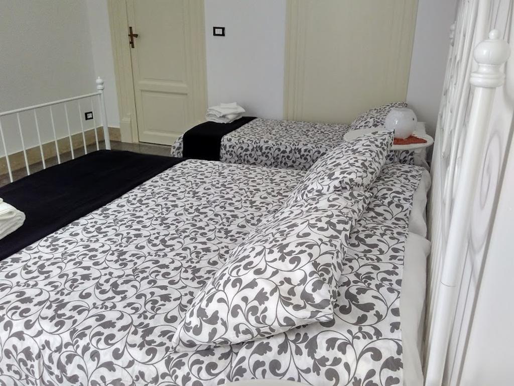 Il Lapino Hotell Palermo Exteriör bild